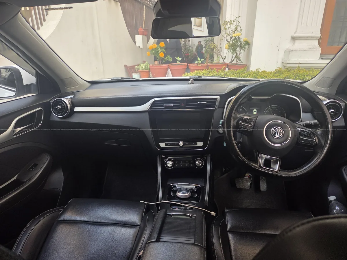 MG EV 2021 - Photo 2