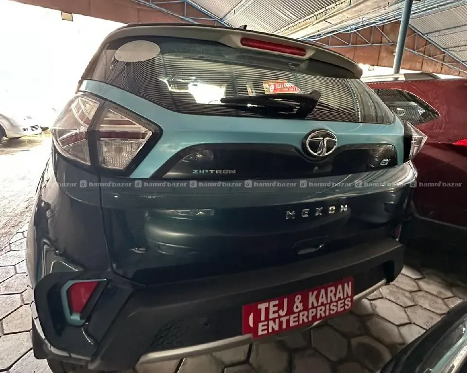 Tata Nexon EV XZ+ 2022 Model with Sunroof - Photo 2