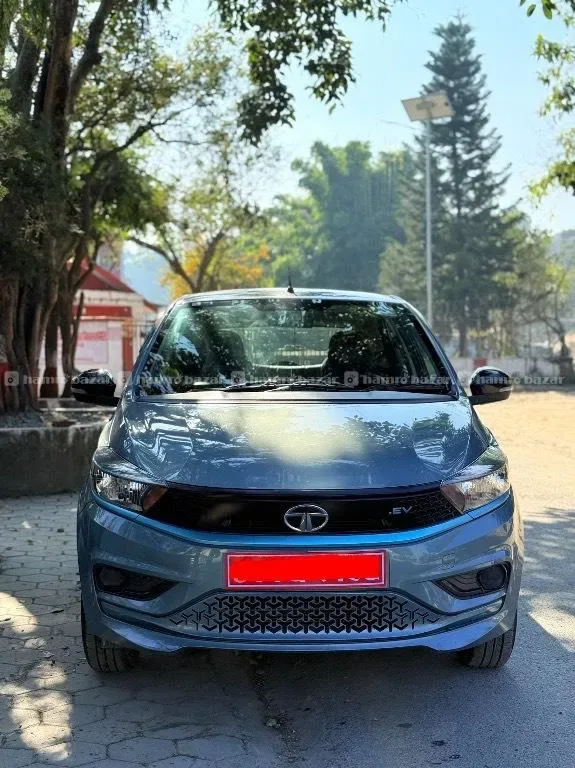 2023 tata tiago ev singlehand sale,exng50%loan - Photo 1