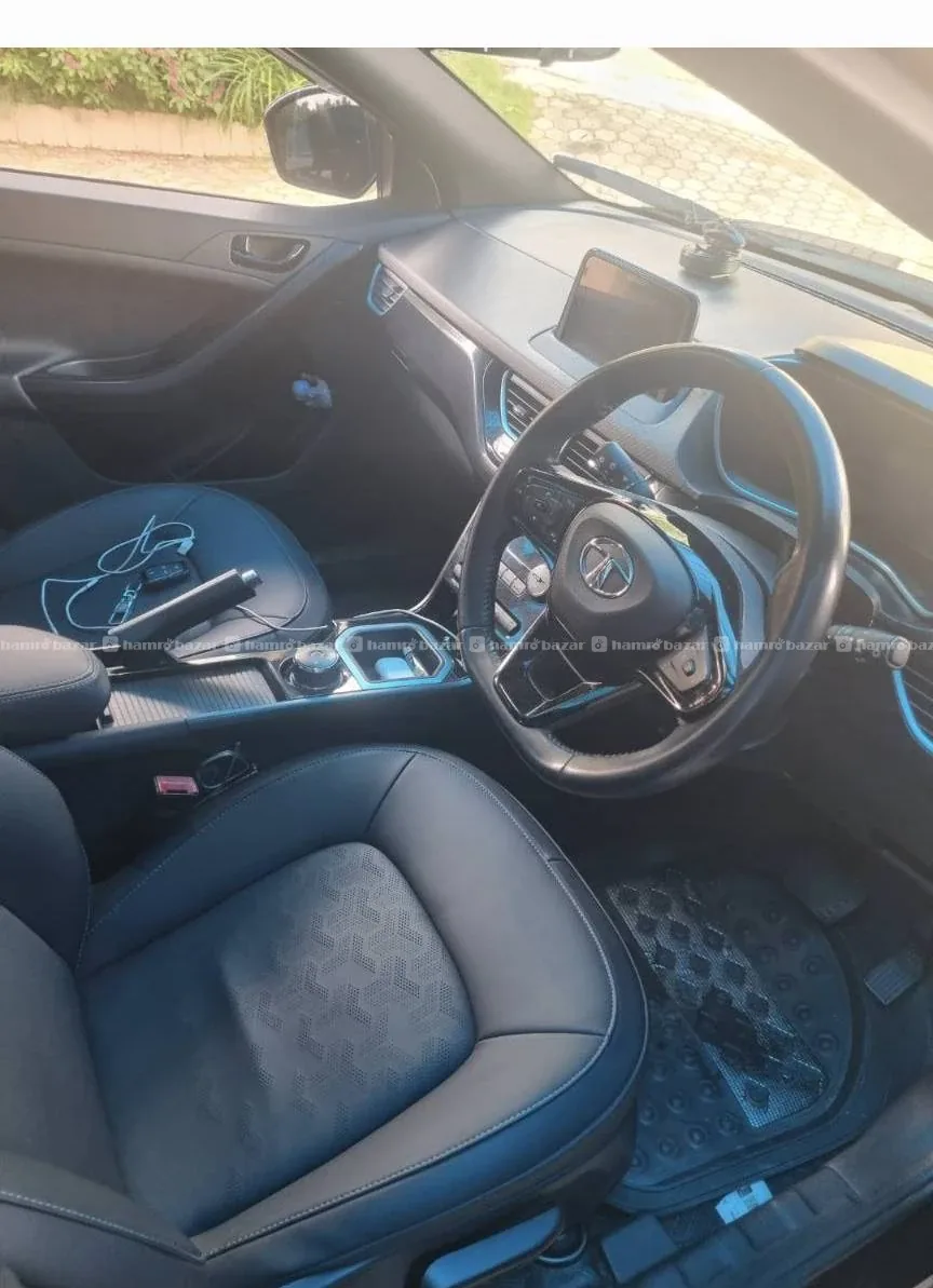 Tata nexon EV XZ+DARK EDITION
2023 PRICE: 29,50000